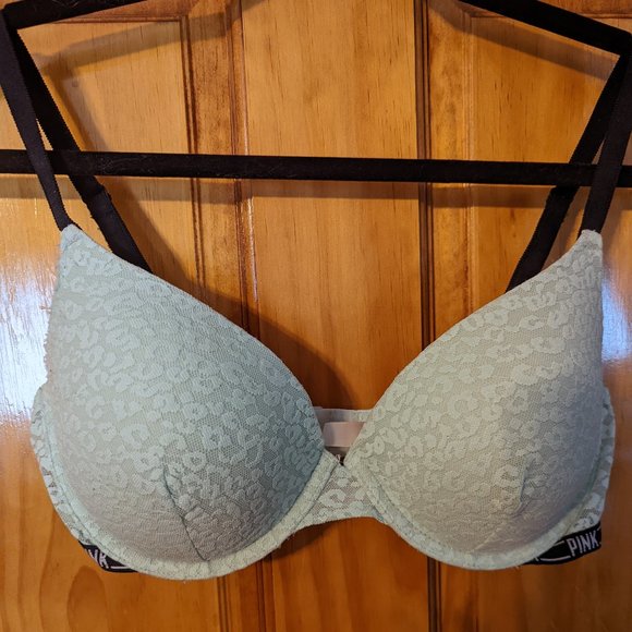 Victoria's Secret PINK Push Up - Picture 1 of 13